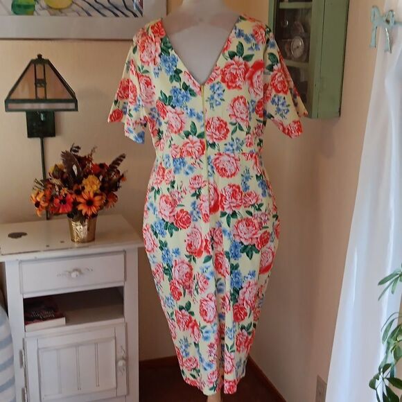 ASOS Curve Floral Pique Sheath Dress - Picture 6 of 14